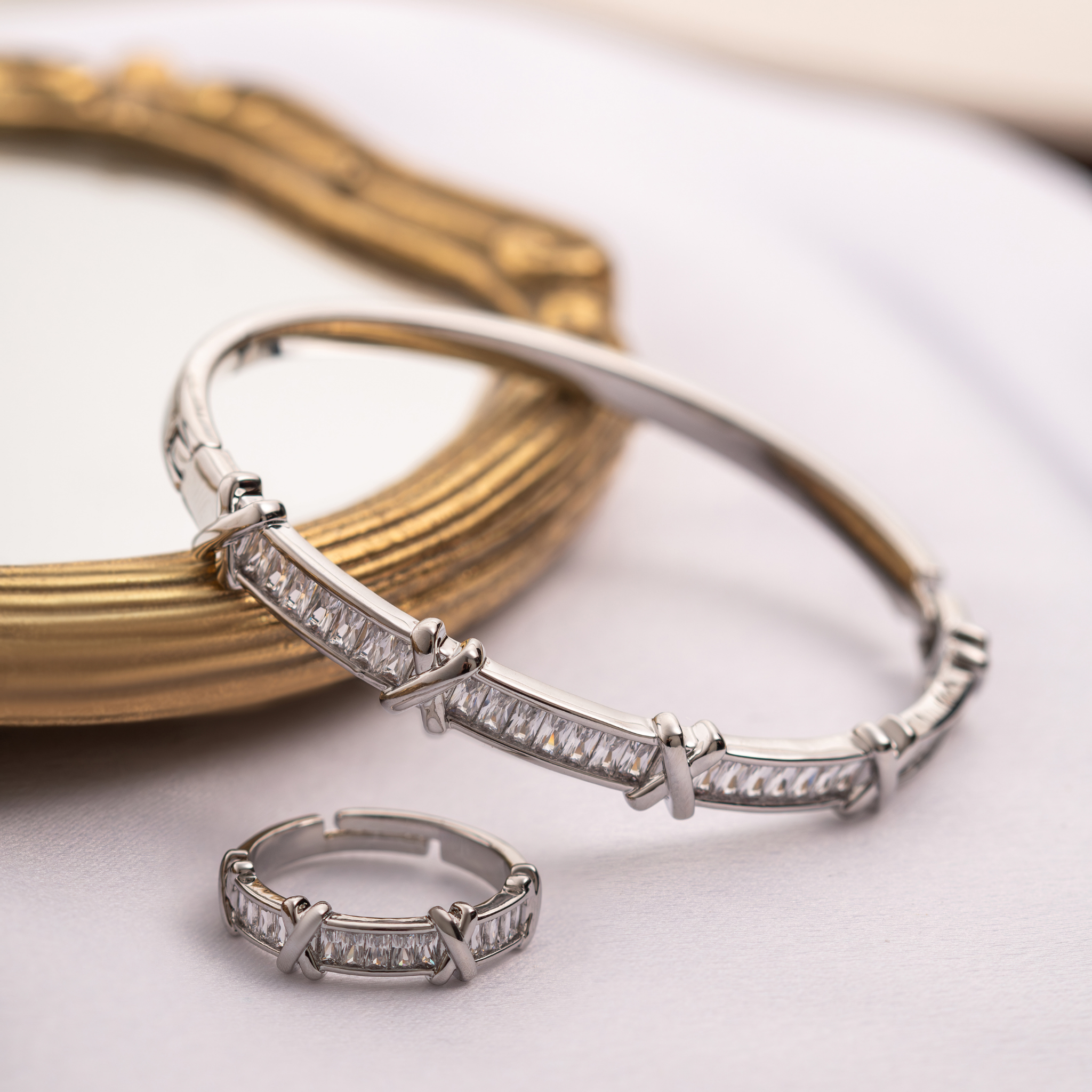 Luxe Bracelet X